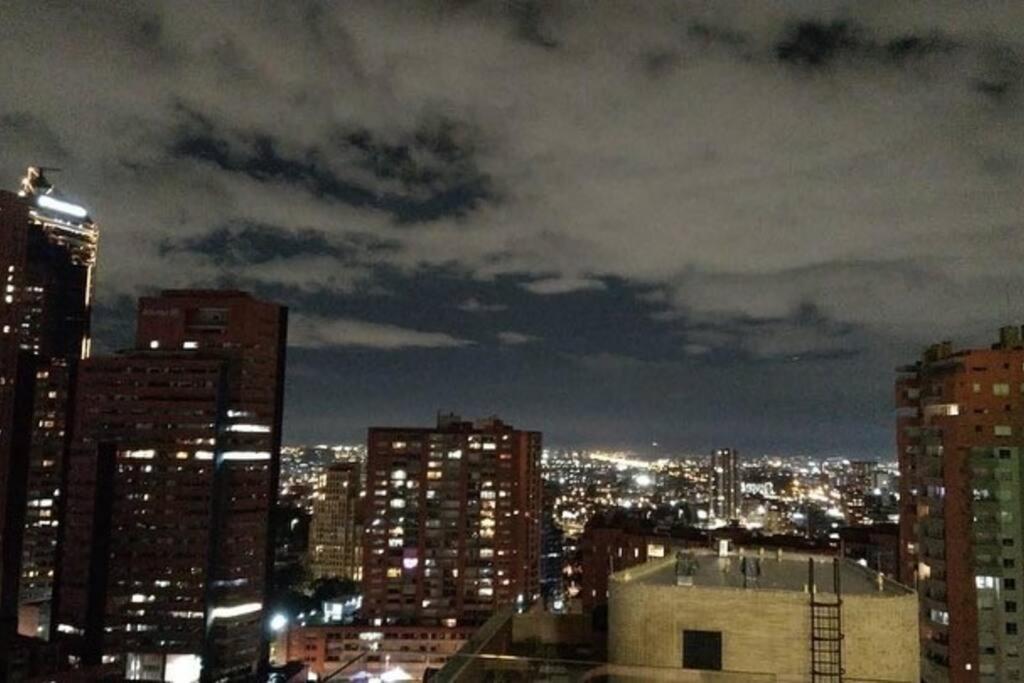 Ferienwohnung Acogedor Loft En Centro Internacional De Bogotá Exterior foto